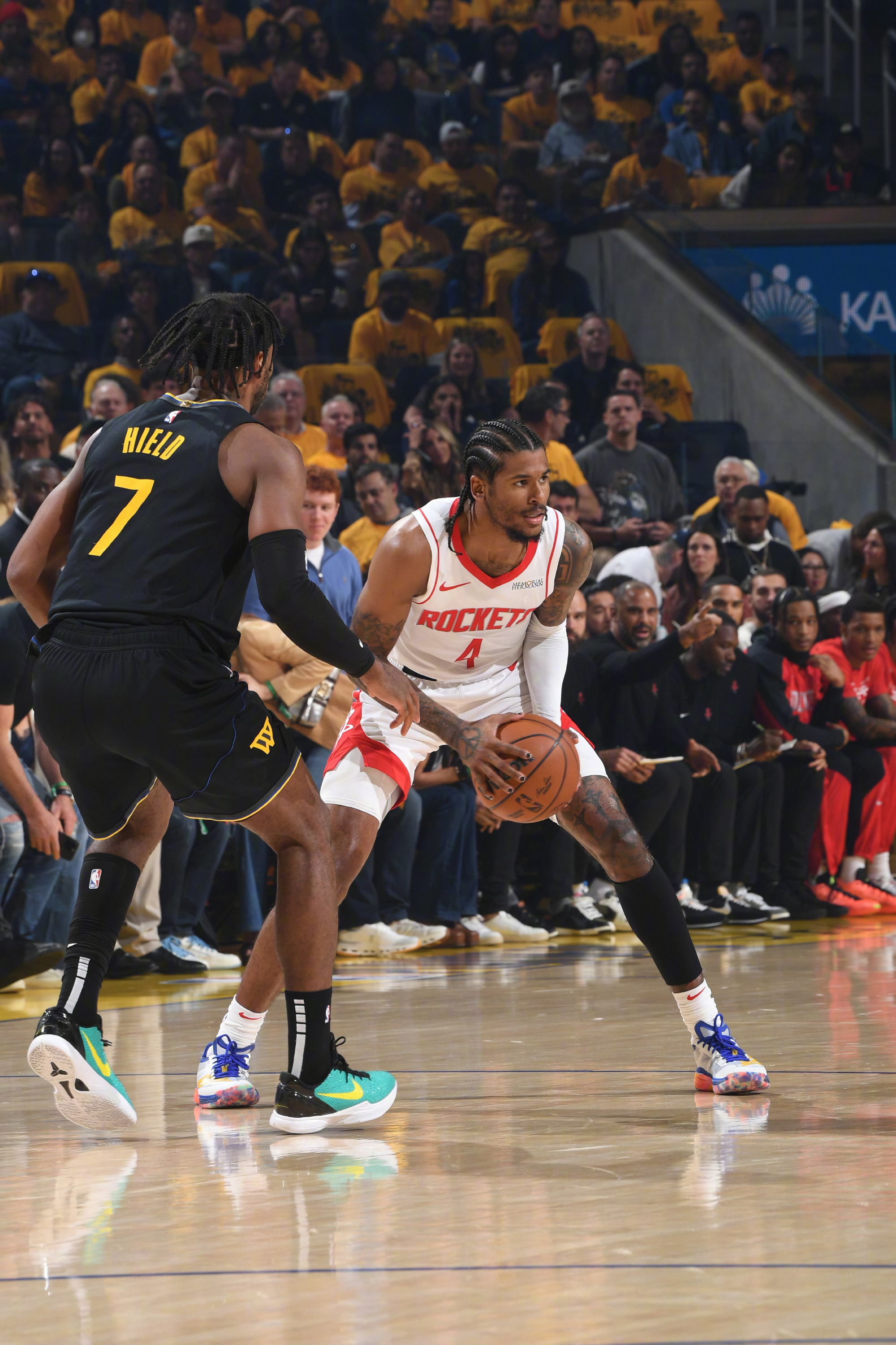 加时末段NBA季后赛传出新动向；迈阿密热火止住颓势；管理层表态：气氛紧张；球队文化再被提及的简单介绍